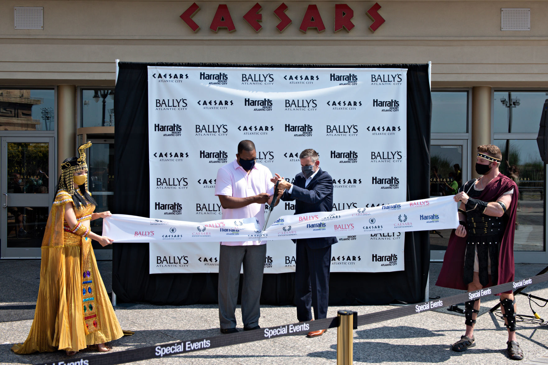 070420_nws_casinoreopen